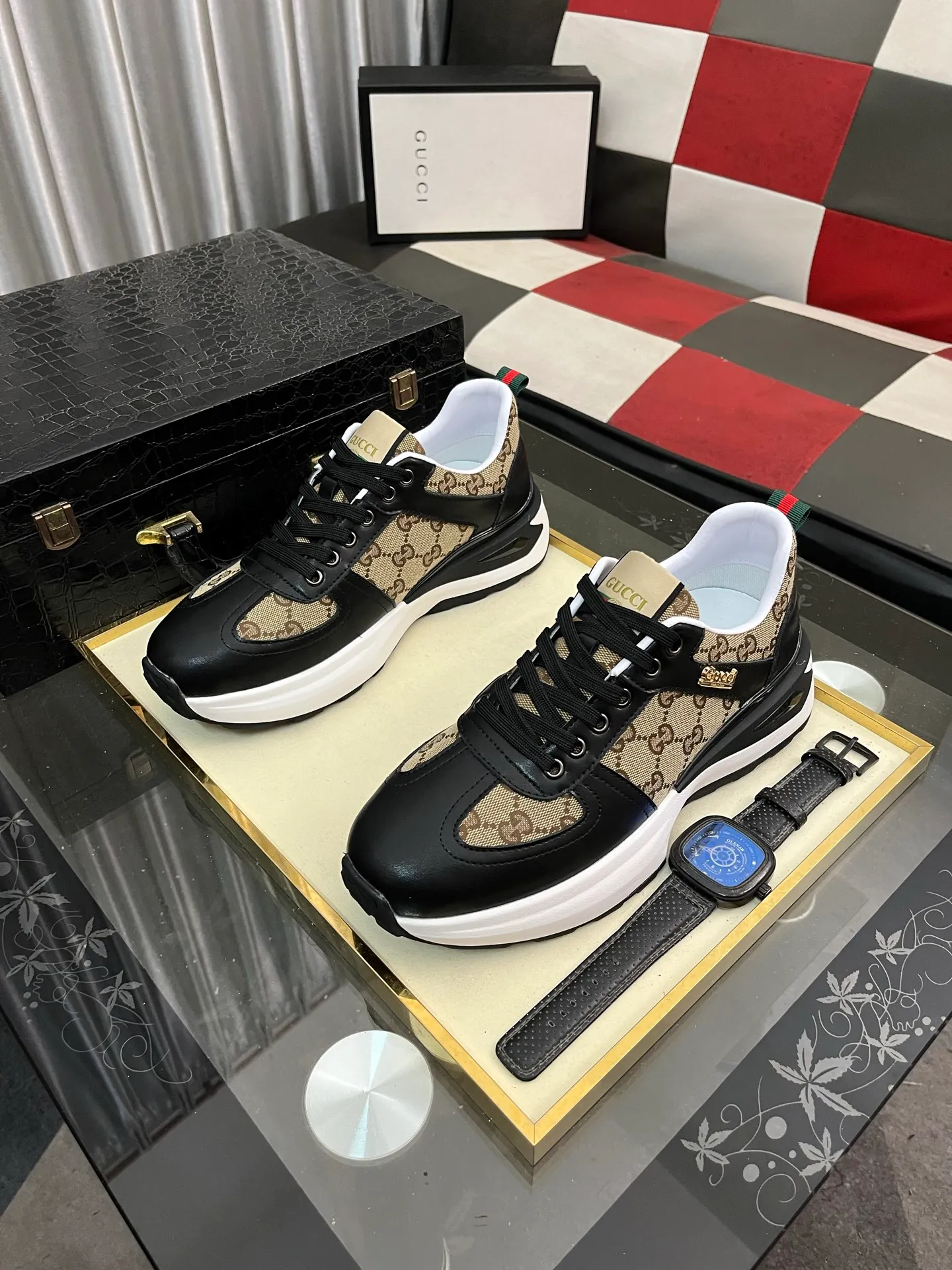 Men's Men's Shoes💰458⌚️⌚️[GUCCI] Gucci men's casual shoes are absolutely popular🔥The ultimate matching item for trendy men! The charm of super texture is irresistible, the main recommendation, the flower leather color is bright! The upper is made of high-quality brand printed fabric with cowhide, breathable leather lining and wear-resistant rubber sole, noble and elegant! Extremely comfortable🎁🎁You can be as handsome as you want💪 38-444️⃣colors available
